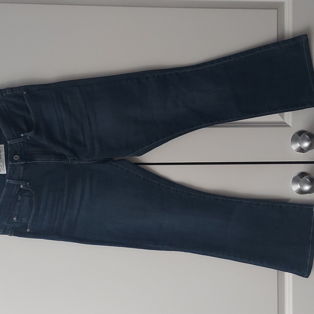 Womens Levi's jeans